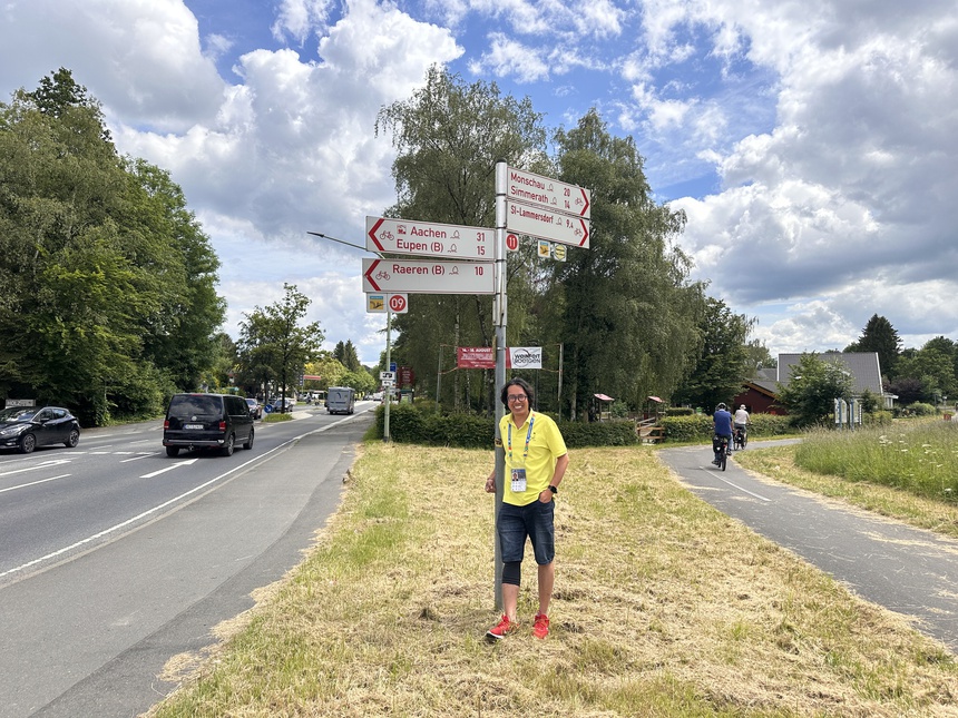 EURO Trên từng cây số: “Lạc trôi” giữa những đường biên - Ảnh 1.