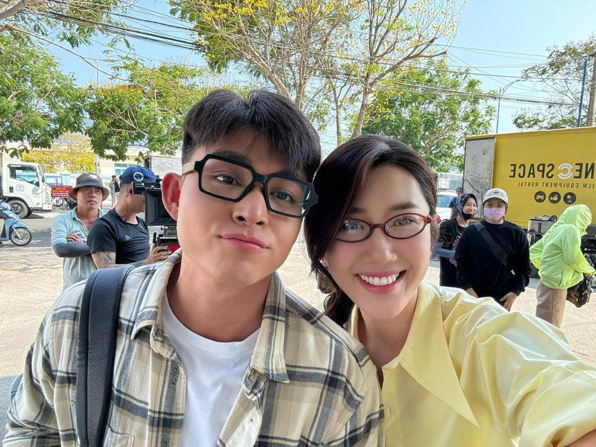 Thúy Ngân: Chỉ yêu người xứng đáng, không nên yêu "đơn phương" - Ảnh 1.