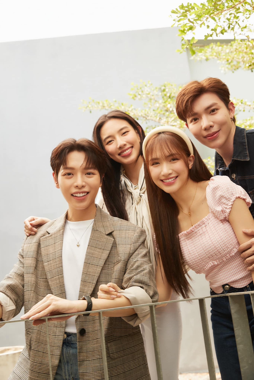 Hòa Minzy hài hước kể thỏa thuận 2 tỷ khi đóng MV của Đức Phúc - Ảnh 3.