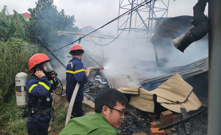 Lâm Đồng: Ba cháu nhỏ thiệt mạng thương tâm do hỏa hoạn - Ảnh 1.
