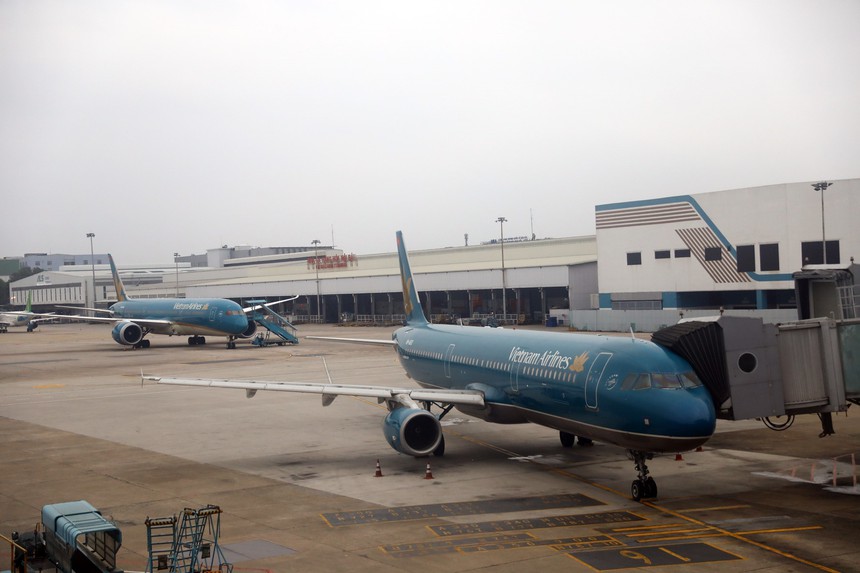 Đáp ứng nhu cầu du lịch hè trong bối cảnh vé máy bay giá cao - Ảnh 1.