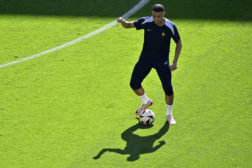 TRỰC TIẾP bóng đá Pháp vs Ba Lan (Link VTV2, TV360): Mbappe tái xuất - Ảnh 6. TRỰC TIẾP bóng đá Pháp vs Ba Lan (Link VTV2, TV360): Mbappe tái xuất - Ảnh 6.