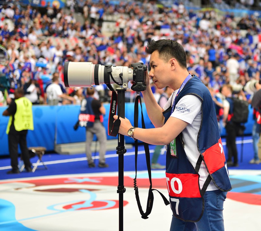 Nghệ sĩ với EURO - Nhà báo Trung Nghĩa: "5 lần tác nghiệp EURO là cả thanh xuân của tôi" - Ảnh 3. Nghệ sĩ với EURO - Nhà báo Trung Nghĩa: "5 lần tác nghiệp EURO là cả thanh xuân của tôi" - Ảnh 3.