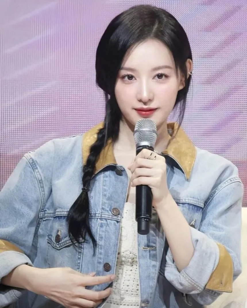 Thêm bằng chứng Kim Ji Won hẹn hò Kim Soo Hyun - Ảnh 2. Thêm bằng chứng Kim Ji Won hẹn hò Kim Soo Hyun - Ảnh 2.