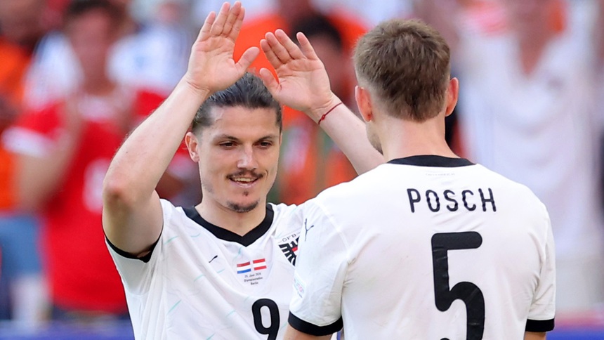 Cabin BLV: Ông lớn phân hóa, Áo là ngựa ô - Ảnh 1.