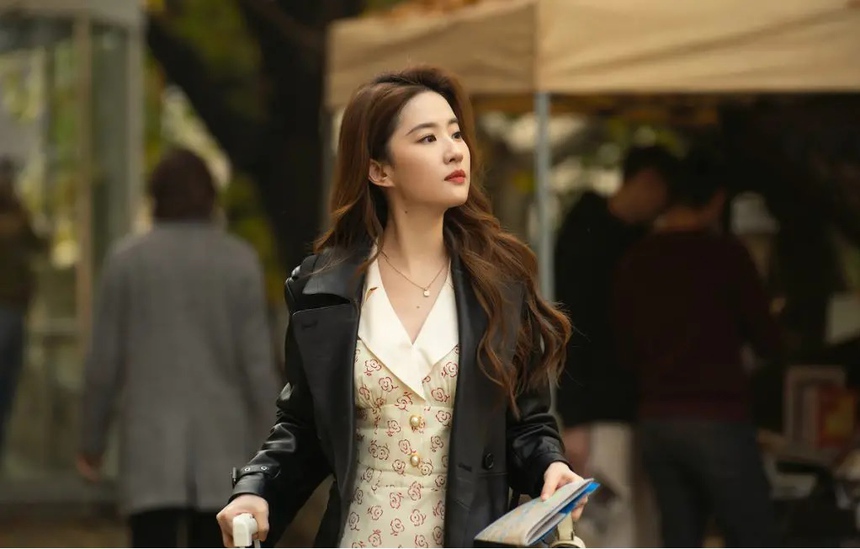 Tại sao phim 'Câu chuyện của Hoa Hồng' hot nhất Trung Quốc lại chia rẽ khán giả nữ? - Ảnh 7.