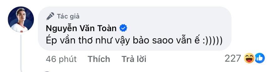 Văn Toàn 'thả thính' sau chức vô địch V-League 2024 - Ảnh 2.
