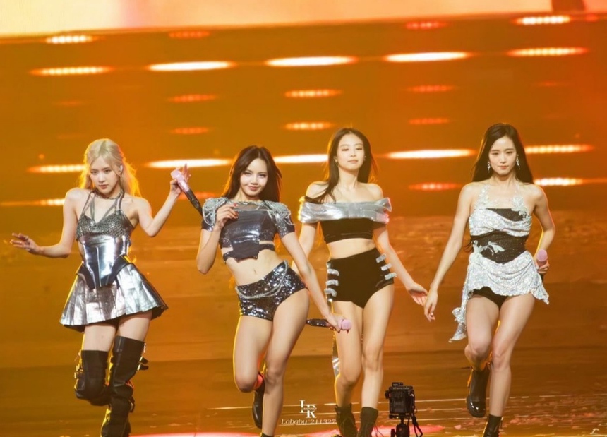 Blackpink được truyền thông phương Tây vinh danh là "Nhóm nhạc nữ toàn cầu nhất mọi thời đại" - Ảnh 1.