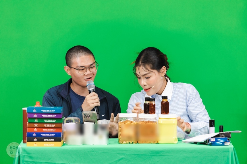 Phương Oanh Daily hào hứng thể hiện vai trò Đại sứ KOC Startup Uni 5.0 - Ảnh 1.