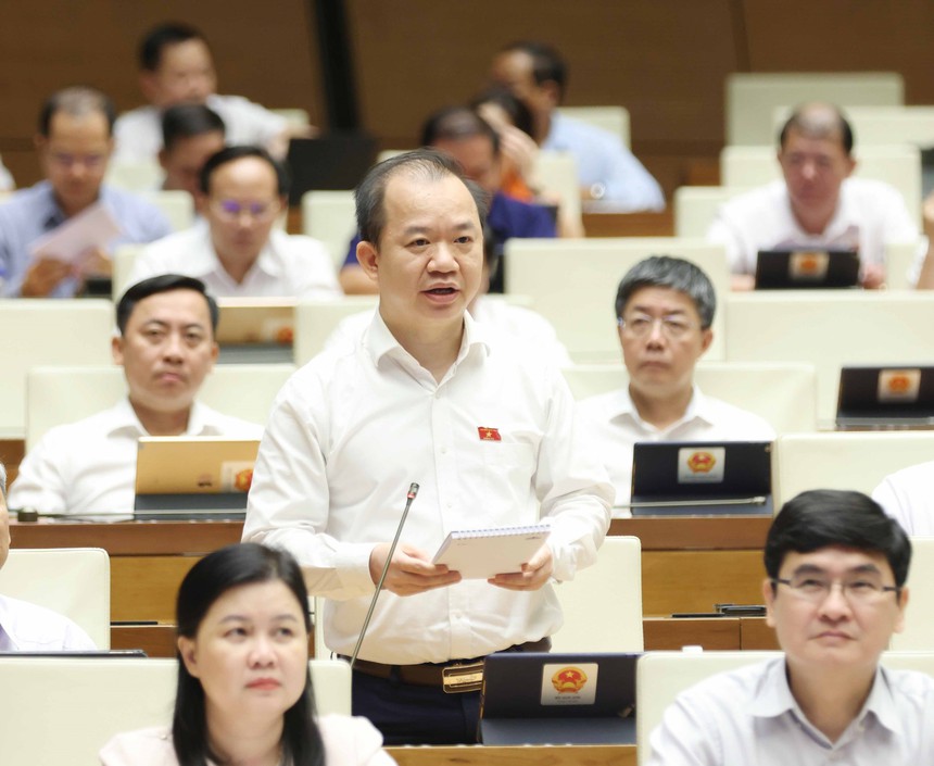 Bên lề Kỳ họp thứ 7, Quốc hội khóa XV: Gỡ điểm nghẽn thể chế mở rộng không gian phát triển Thủ đô - Ảnh 2. Bên lề Kỳ họp thứ 7, Quốc hội khóa XV: Gỡ điểm nghẽn thể chế mở rộng không gian phát triển Thủ đô - Ảnh 2.