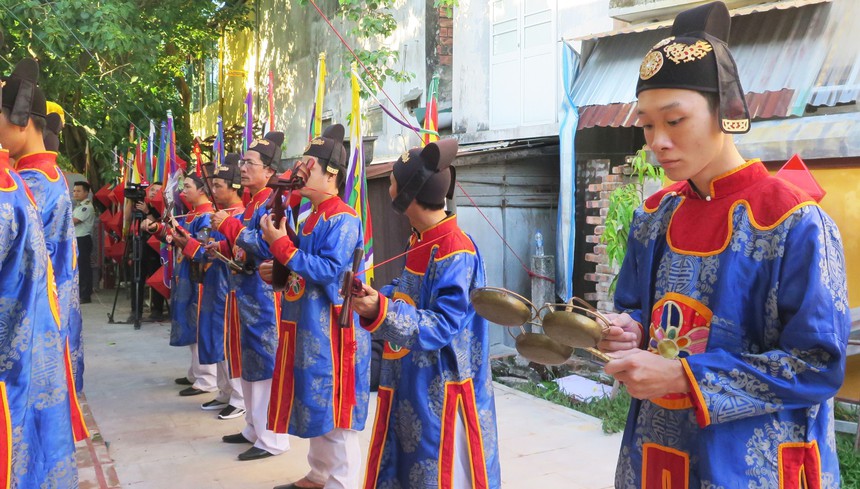 Nghi lễ truyền thống và nhân văn của người dân Cố đô Huế - Ảnh 5. Nghi lễ truyền thống và nhân văn của người dân Cố đô Huế - Ảnh 5.