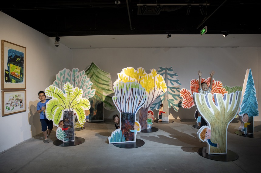 Góc nhìn rộng lớn cho thiếu nhi trong triển lãm 'Một gia đình' - Ảnh 1.