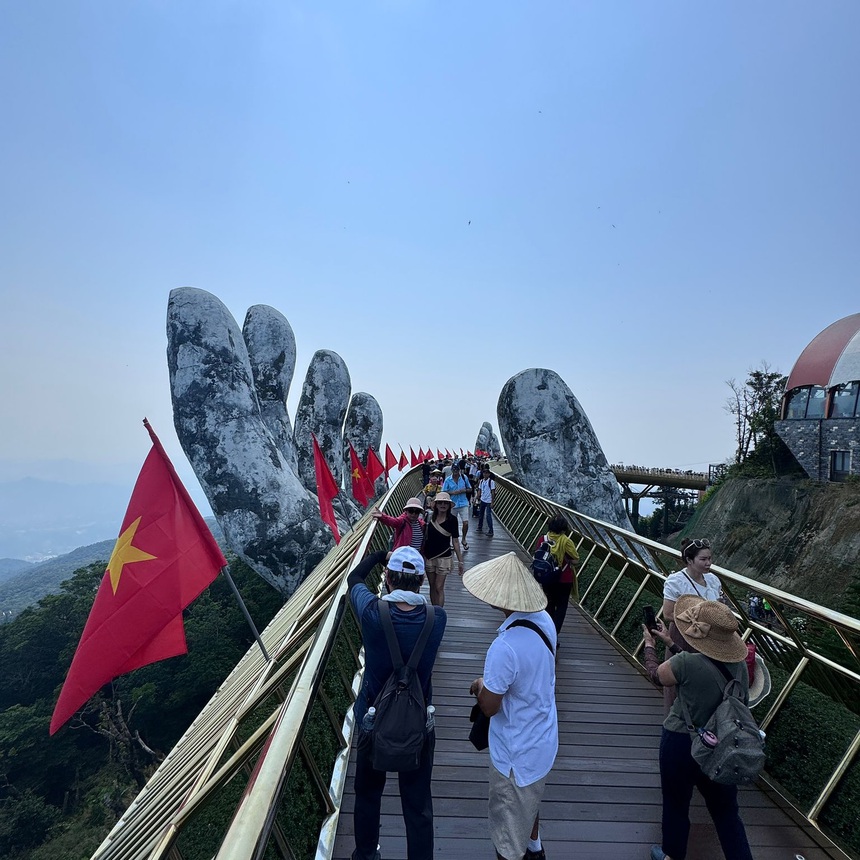 Hình ảnh du lịch Đà Nẵng, Hội An gây sốt khi được huyền thoại quần vợt Federer khoe trên Facebook cá nhân - Ảnh 4.