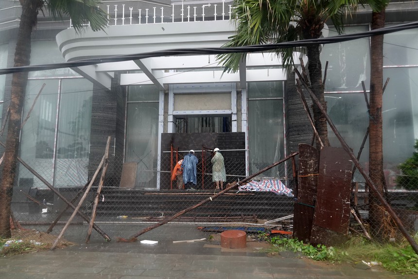 Mưa dông lớn kèm lốc, sét: Khu vực Bắc Bộ chủ động ứng phó - Ảnh 1.