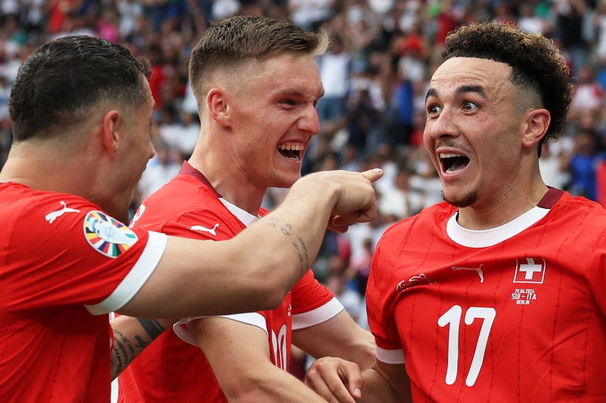 Góc nhìn chuyên gia: Không phải Ý, Thụy Sĩ mới chính là "ông lớn" - Ảnh 1. Góc nhìn chuyên gia: Không phải Ý, Thụy Sĩ mới chính là "ông lớn" - Ảnh 1.
