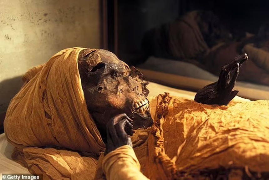 Hình dáng của pharaoh chiến binh Ai Cập được mệnh danh là "Người dũng cảm" 3.500 năm sau khi ông bị giết  - Ảnh 5.