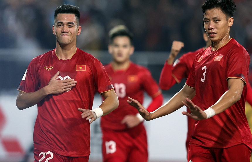 HLV Trần Công Minh: “Chờ cơn mưa giải hạn từ đội tuyển Việt Nam” - Ảnh 1. HLV Trần Công Minh: “Chờ cơn mưa giải hạn từ đội tuyển Việt Nam” - Ảnh 1.