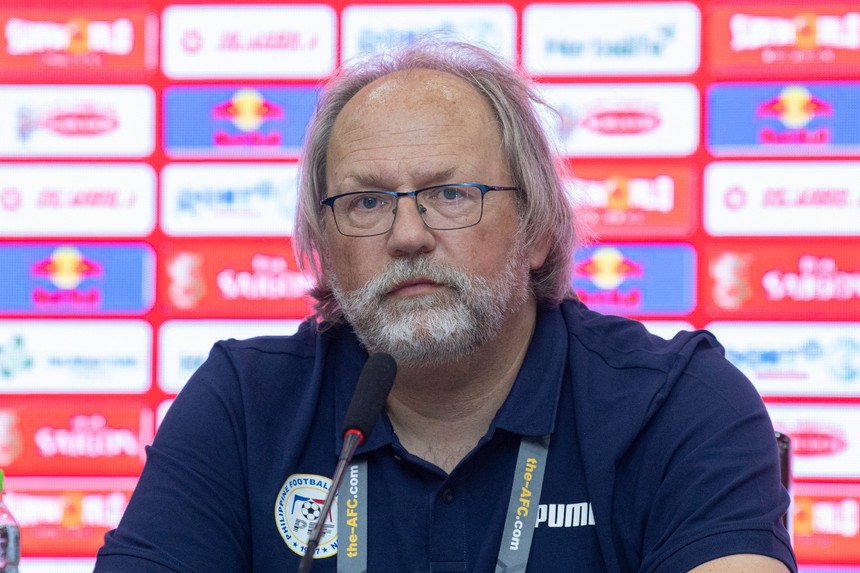 HLV trưởng Tom Saintfiet của Philippines. Ảnh: Hoàng Linh