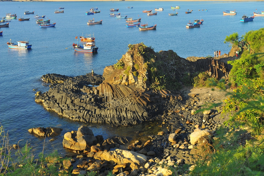 'Phú Yên - Mùa hè xứ Nẫu' với nhiều tour du lịch mới, đặc sắc - Ảnh 2. 'Phú Yên - Mùa hè xứ Nẫu' với nhiều tour du lịch mới, đặc sắc - Ảnh 2.