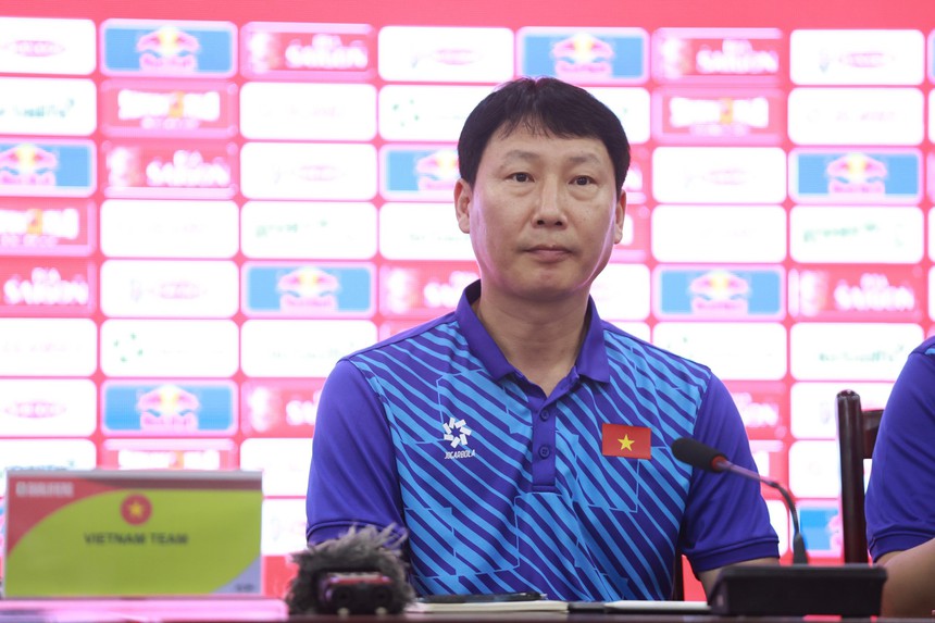 CẬP NHẬT Việt Nam vs Philippines (VL World Cup 2026): HLV Kim Sang Sik muốn thắng trận ra mắt - Ảnh 2.