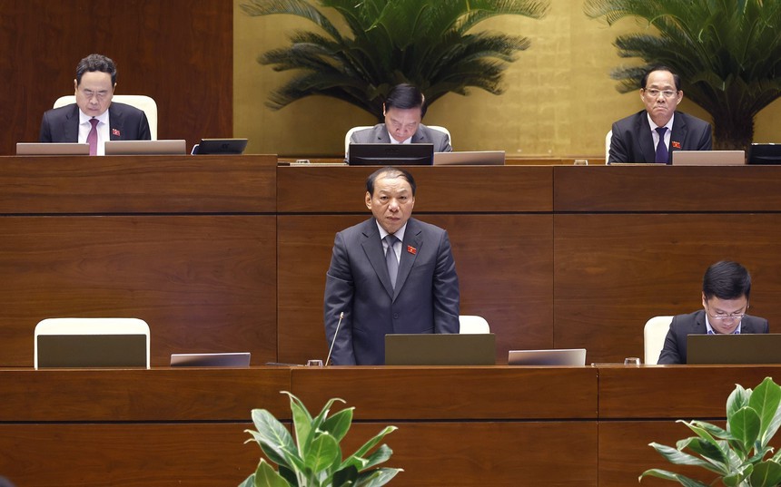 Kỳ họp thứ 7, Quốc hội khóa XV: Giải pháp hạ giá thành vé máy bay để kích cầu du lịch - Ảnh 1.