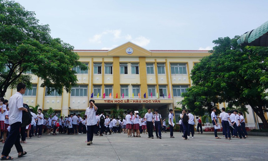 Kỳ thi tuyển sinh lớp 10: Đề thi vừa sức nhưng vẫn đảm bảo tính phân hóa - Ảnh 2.