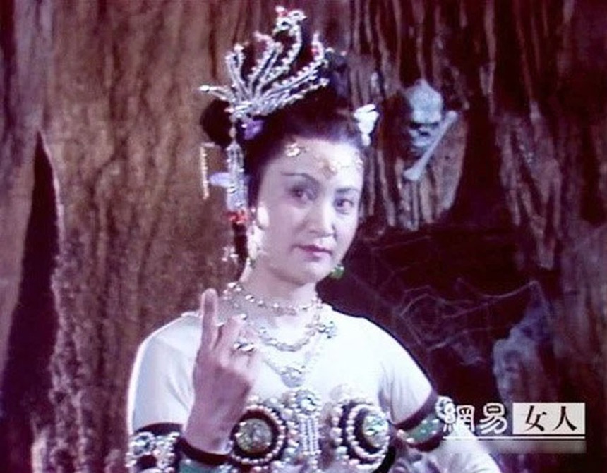 "Tây du ký 1986": Cải biên bất ngờ của đạo diễn khiến Đường Tăng gần gũi và đời thực hơn - Ảnh 3.