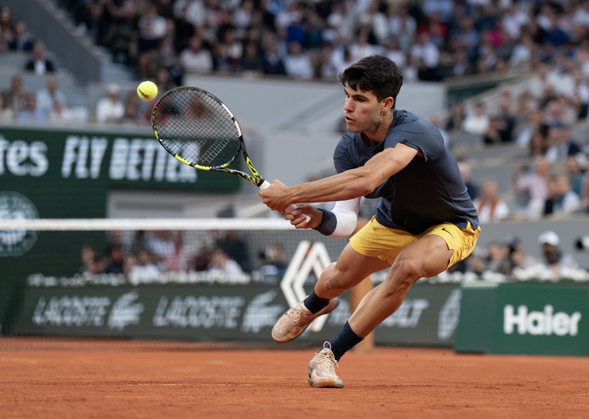 Alcaraz phá kỷ lục, lần đầu tiên vào chung kết Roland Garros - Ảnh 2.