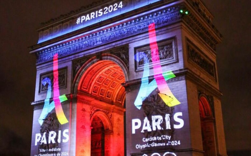 Nhật ký EURO - Chặng đầu tiên: Paris - Ảnh 1.