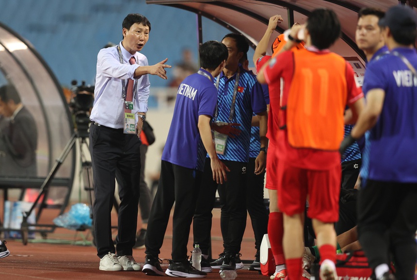 Đội tuyển Việt Nam thời HLV Kim Sang Sik: Mỗi lần, thêm một niềm vui - Ảnh 1.