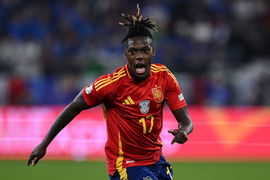 Tin chuyển nhượng 1/7: MU nâng tầm hàng thủ bằng sao EURO, PSG phá kỷ lục chuyển nhượng vì Yamal - Ảnh 3.