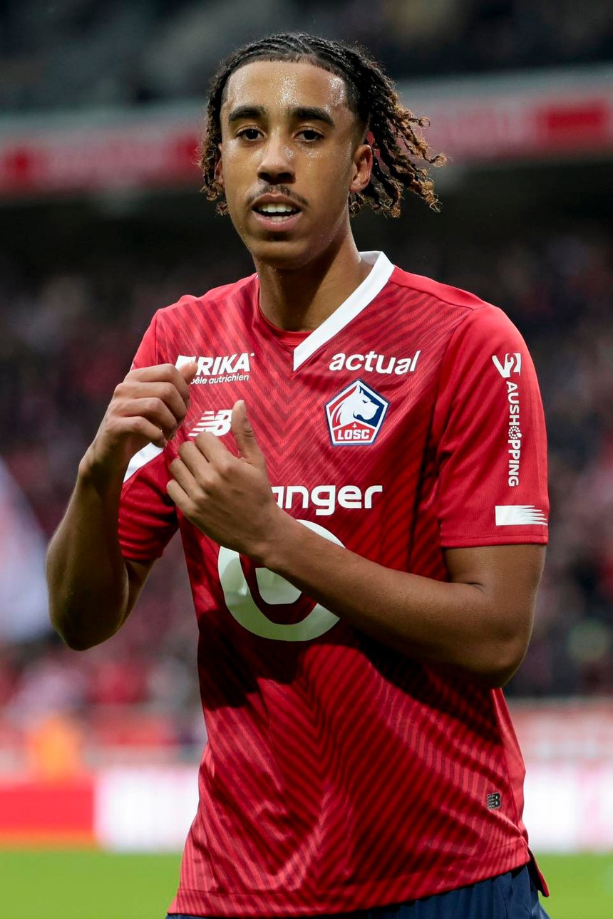 Tin chuyển nhượng 10/7: Lille đồng ý bán Yoro cho MU, Chelsea hỏi mua sao Dortmund - Ảnh 1.