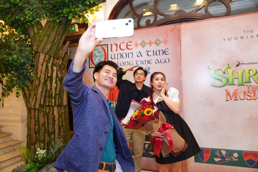 Vở nhạc kịch khiến MC Diệp Chi, đạo diễn Ninh Quang Trường và nhiều nghệ sĩ thích thú sẽ đến với khán giả TP Hồ Chí Minh vào ngày 12 và 13/7! - Ảnh 3.