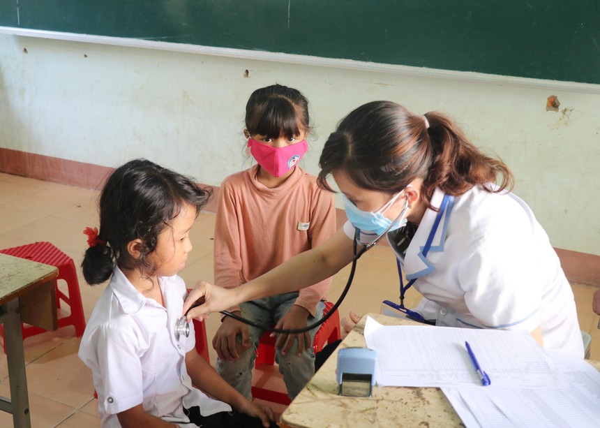 Hà Tĩnh khẩn trương khoanh vùng, kiểm soát bệnh bạch hầu - Ảnh 1.