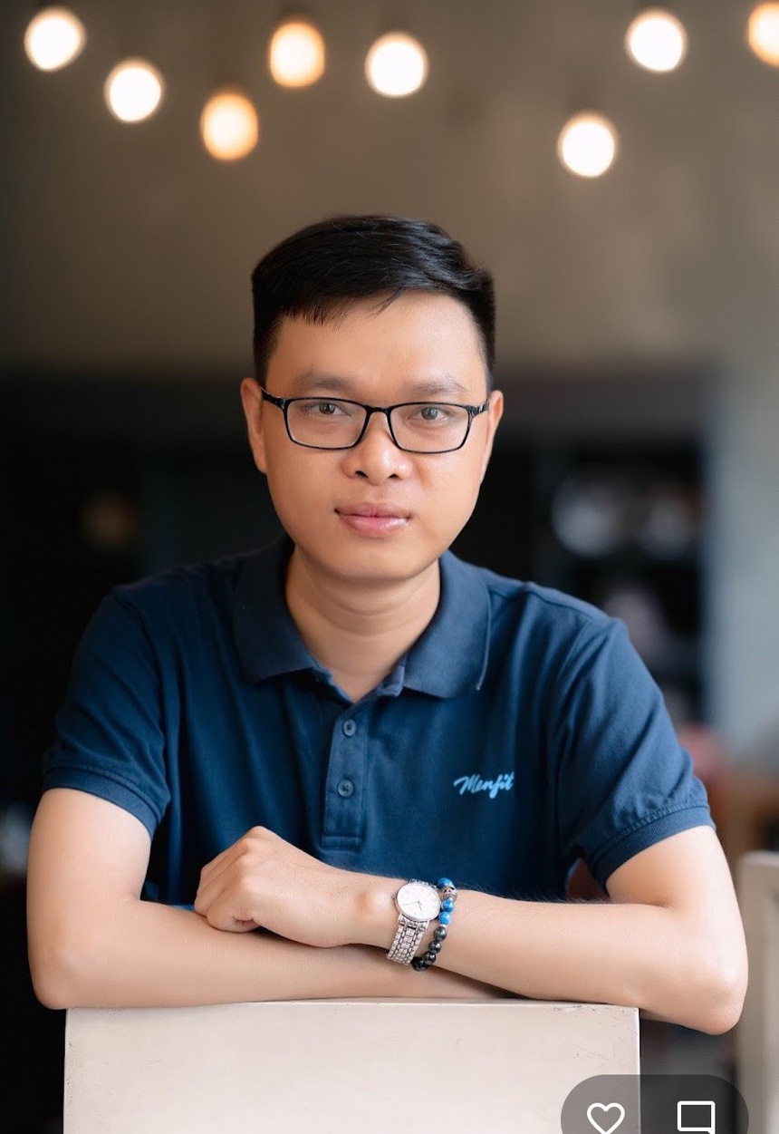 Nhà văn Võ Chí Nhất: "Tôi tập tành viết trinh thám từ năm lớp 7" - Ảnh 1.