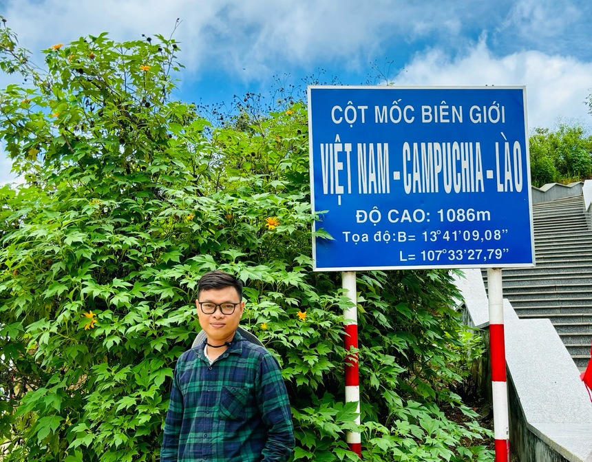 Nhà văn Võ Chí Nhất: "Tôi tập tành viết trinh thám từ năm lớp 7" - Ảnh 3.