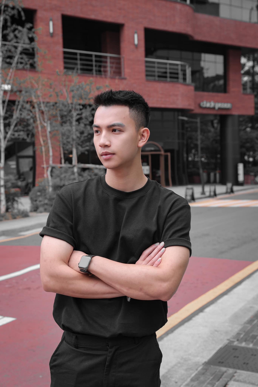 Dũng của 'Những nẻo đường gần xa': Trên phim theo đuổi nghiệp kỹ sư, ngoài đời là Tiktoker nổi tiếng - Ảnh 10. Dũng của 'Những nẻo đường gần xa': Trên phim theo đuổi nghiệp kỹ sư, ngoài đời là Tiktoker nổi tiếng - Ảnh 10.