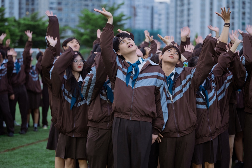 Dược sĩ Tiến và bộ đôi Nguyễn Trần Trung Quân - Denis Đặng công bố "siêu dự án" 4 phim ngắn, 2 MV - Ảnh 3. Dược sĩ Tiến và bộ đôi Nguyễn Trần Trung Quân - Denis Đặng công bố "siêu dự án" 4 phim ngắn, 2 MV - Ảnh 3.