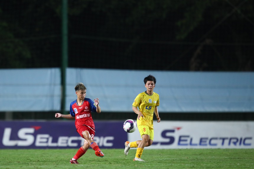 "Người cũ" khiến CLB TP.HCM 1 đánh rơi chiến thắng  - Ảnh 2.