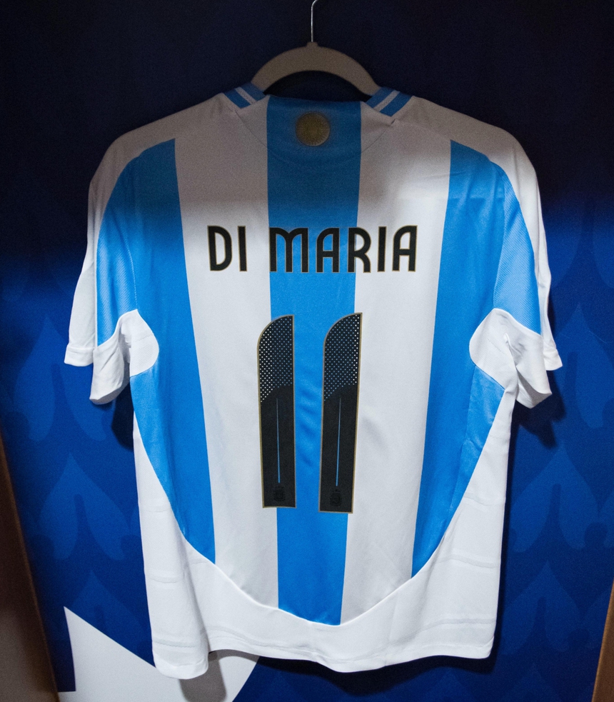 TRỰC TIẾP bóng đá Argentina vs Colombia, CK Copa America 2024: Messi lĩnh xướng hàng công - Ảnh 8. TRỰC TIẾP bóng đá Argentina vs Colombia, CK Copa America 2024: Messi lĩnh xướng hàng công - Ảnh 8.