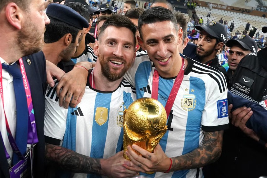 Messi mong Di Maria ghi bàn ở trận đấu cuối khoác áo Argentina, mơ cái kết đẹp cho chung kết Copa America - Ảnh 2. Messi mong Di Maria ghi bàn ở trận đấu cuối khoác áo Argentina, mơ cái kết đẹp cho chung kết Copa America - Ảnh 2.