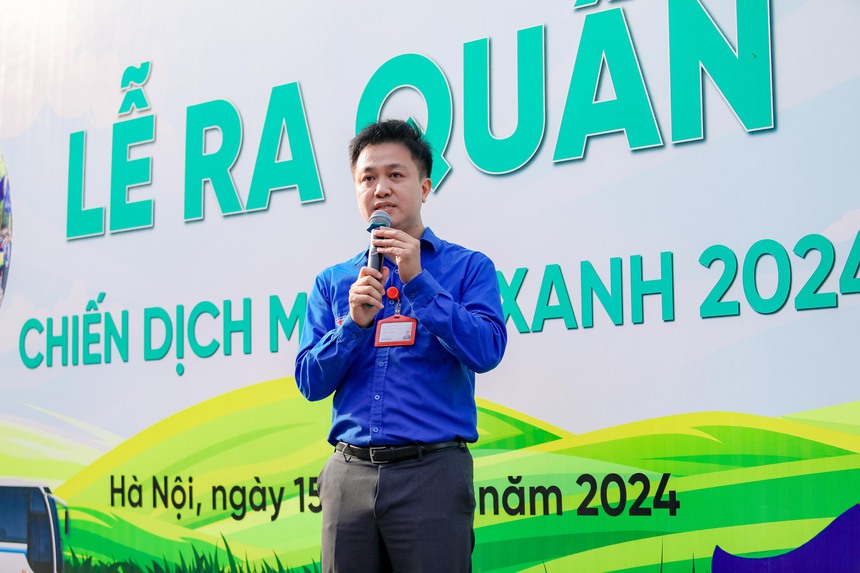 Gần 1.000 chiến sĩ áo xanh ra quân tình nguyện Mùa hè xanh - Ảnh 2.