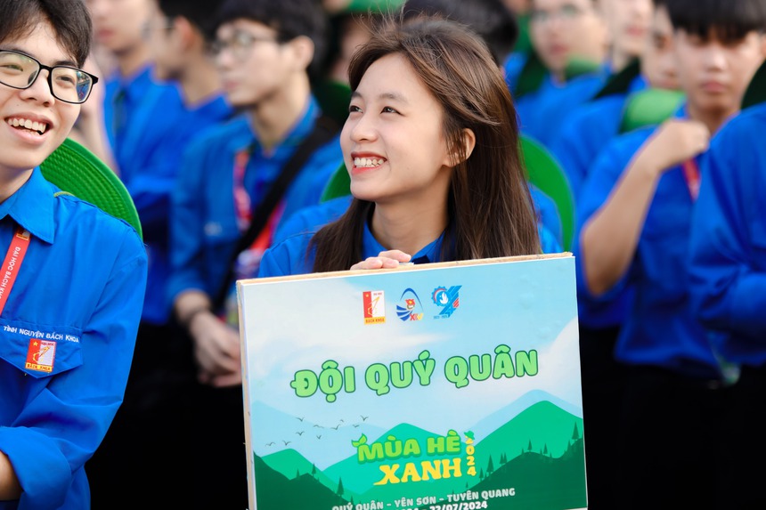 Gần 1.000 chiến sĩ áo xanh ra quân tình nguyện Mùa hè xanh - Ảnh 8.