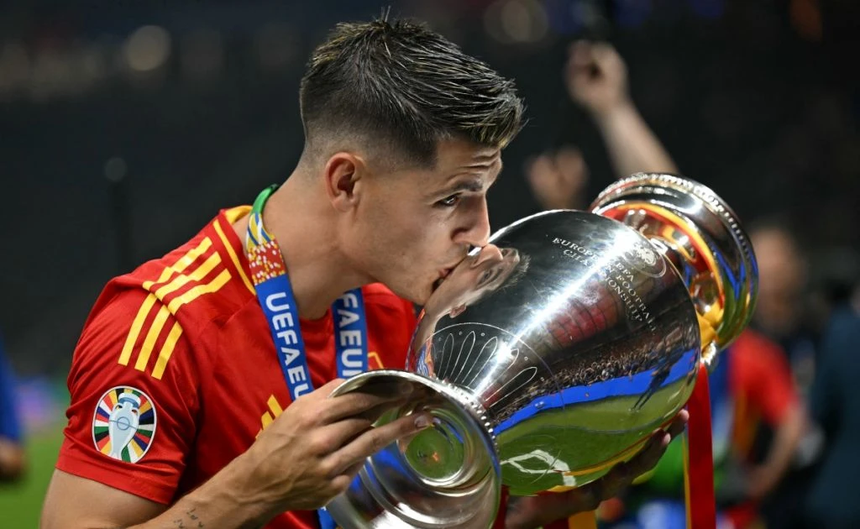 Tin nóng thể thao 17/7: Bích Tuyền xếp hạng 52 thế giới, sánh ngang huyền thoại Brazil; MU công bố tân binh đầu tiên - Ảnh 6.