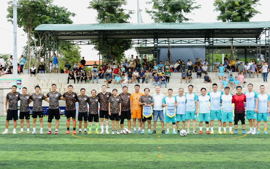 Bóng đá Việt Nam: Cho đi là còn mãi - Ảnh 16.