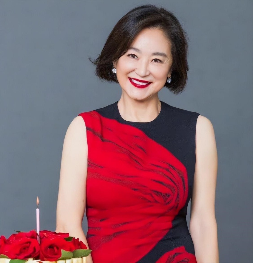 Tam tuyệt ngôi sao trong "Tân Long môn khách sạn" giờ ra sao sau hơn 30 năm? - Ảnh 9.