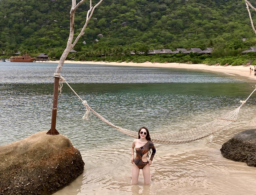 Huyền Lizzie, Thanh Hương và dàn người đẹp VFC trong đường đua bikini hè - Ảnh 8.