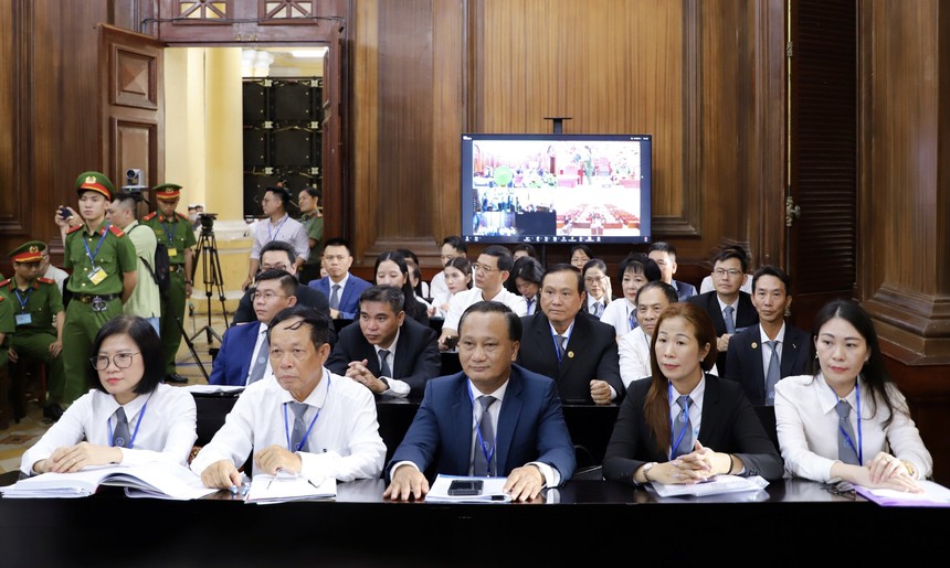 Vụ án liên quan đến Cục Đăng kiểm Việt Nam: Truy tố 254 bị cáo, xét xử về tổng cộng 11 tội danh - Ảnh 1.