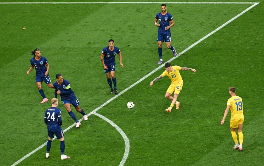 VTV2 VTV3 trực tiếp bóng đá Romania vs Hà Lan (23h hôm nay, 2/7): Bàn thắng đến sớm - Ảnh 11.