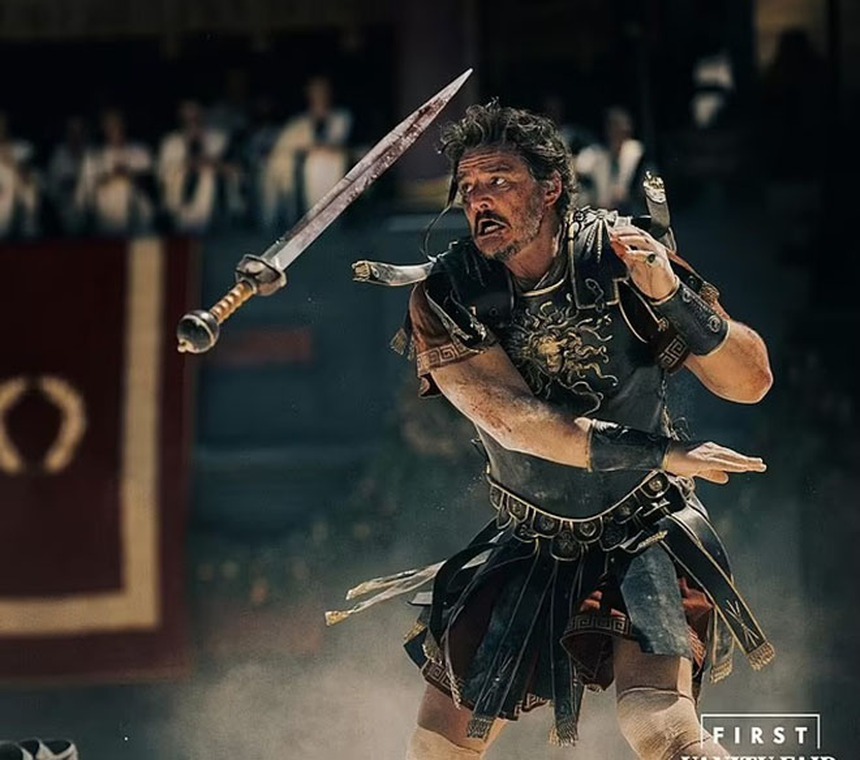 Những hình ảnh đầu tiên của "Võ sĩ giác đấu 2", nhân vật chính cởi trần khoe cơ bắp cuồn cuộn - Ảnh 7.